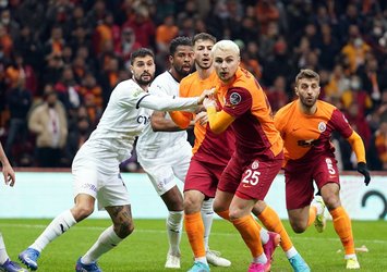 Usta yazardan flaş sözler! "Gidişat feci"