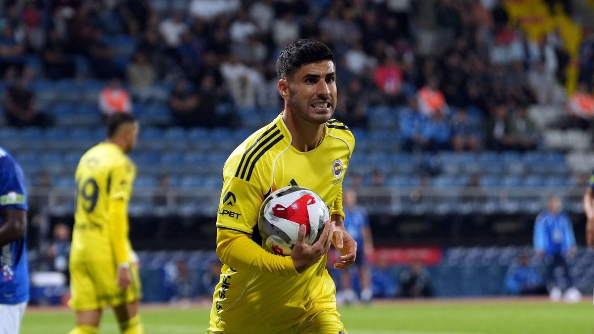 FENERBAHÇE HABERİ: Tedesco'dan flaş Asensio kararı! Özel olarak görüştü ve... FENERBAHÇE HABERİ: Tedesco'dan flaş Asensio kararı! Özel olarak görüştü ve...