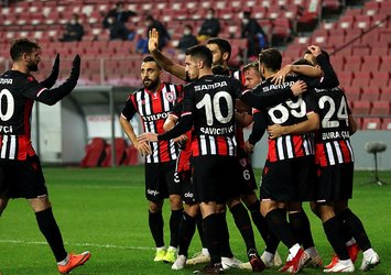 Samsunspor 3 puanı 2 golle aldı!