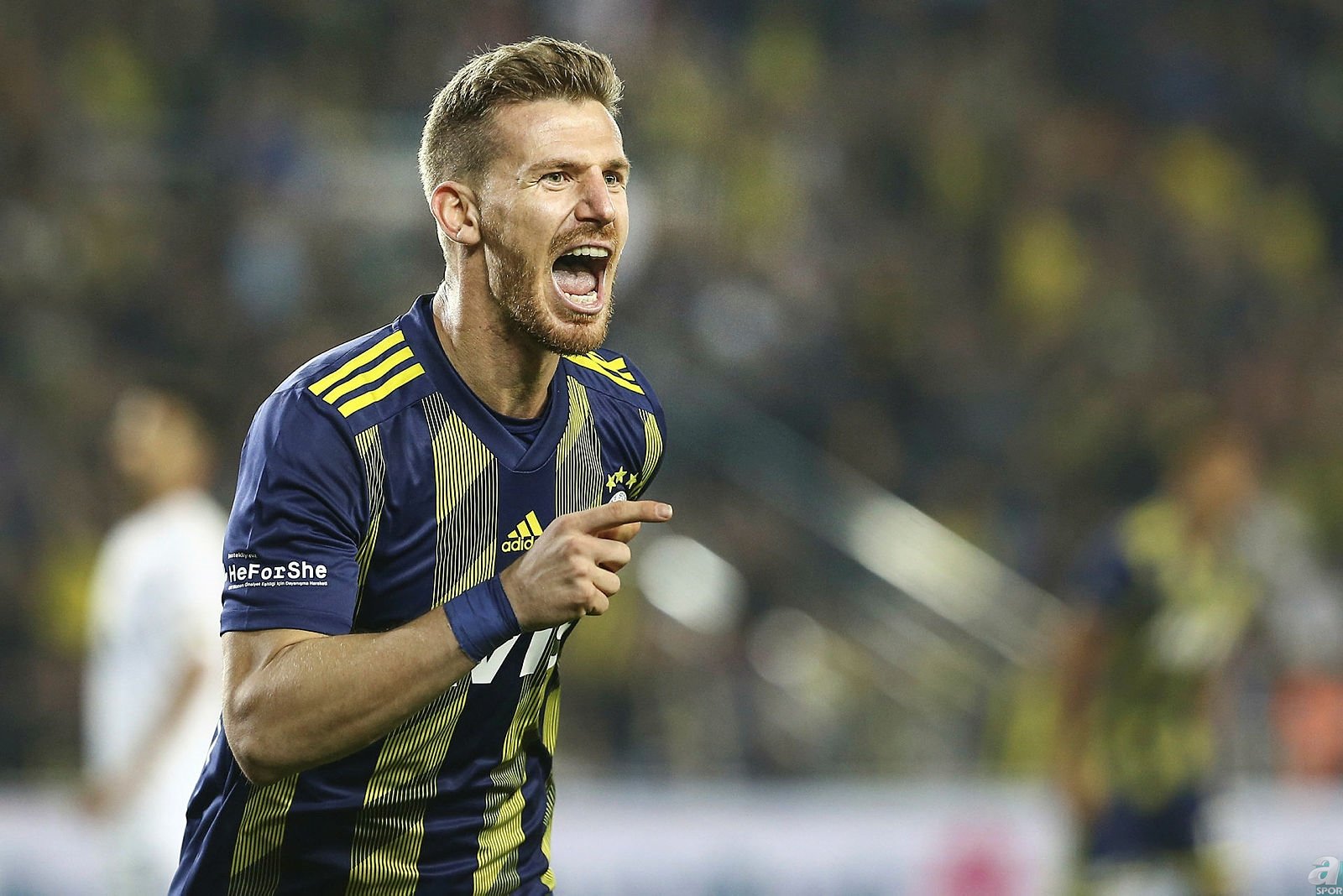 Fenerbahçe’de 2 sürpriz ayrılık yolda! Satış listesine kondular