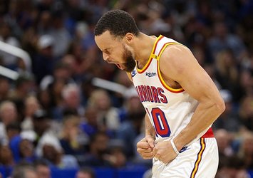 Curry coştu Warriors üst üste 5. kez kazandı!