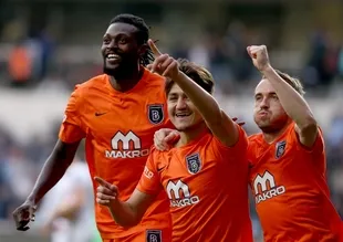Medipol Başakşehir, Beşiktaş'ı rahat geçti