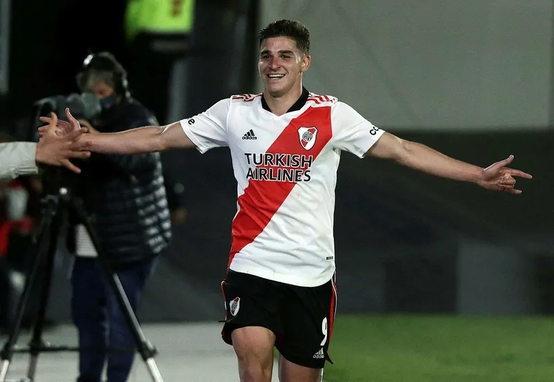 FENERBAHÇE HABERLERİ: Julian Alvarez bombası! İşte yapılacak teklif - 1