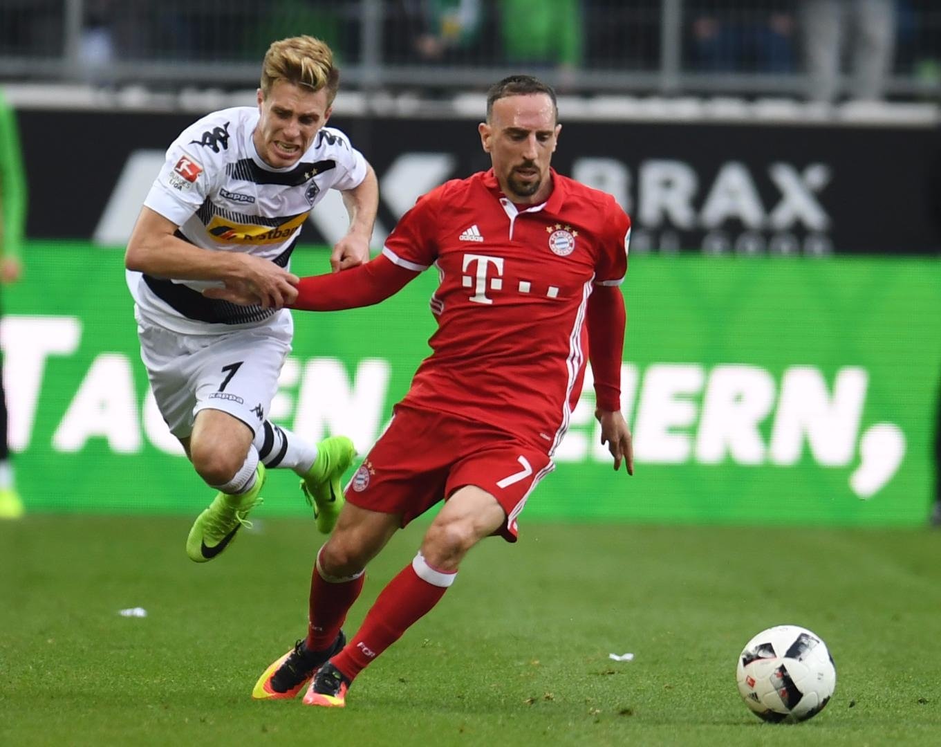 Türkiye’ye gelmesi beklenen futbolcular