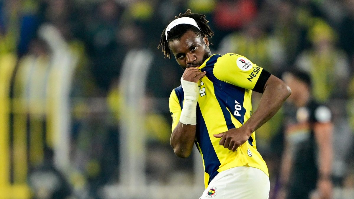 SON DAKİKA: Saint-Maximin Fenerbahçe'ye veda etti! SON DAKİKA: Saint-Maximin Fenerbahçe'ye veda etti!