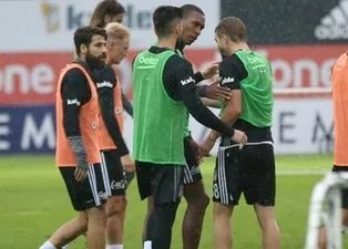 Süper Lig'de takım arkadaşlarıyla kavga eden futbolcular