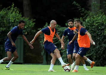 Fenerbahçe'den çift antrenman