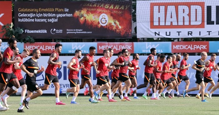Galatasaray UEFA Avrupa Ligi maçı: Galatasaray - ST ...