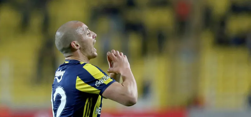 Aatıf Chahechouhe, Fenerbahçe'de örnek isim oldu