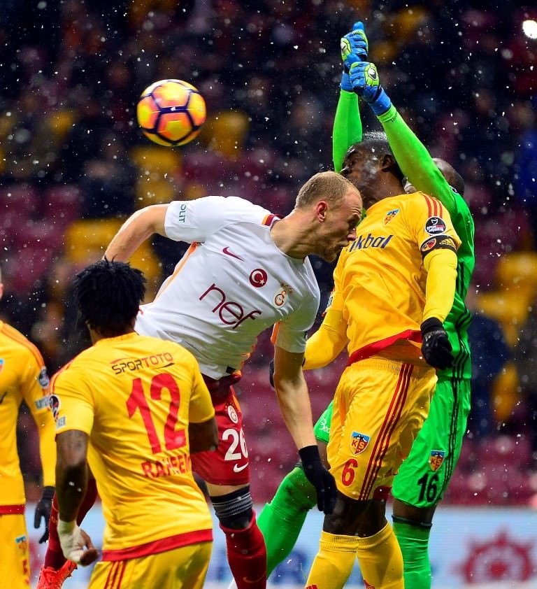 Galatasaray-kayserispor karşılaşmasından kareler