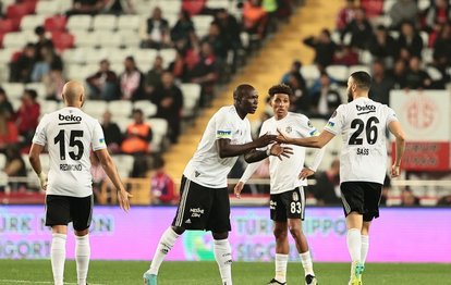 Antalyaspor 1-3 Beşiktaş MAÇ SONUCU-ÖZET Kartal Akdeniz’de bir başka!