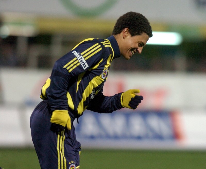 Alex seneye Fenerbahçe’de! Flaş açıklama geldi