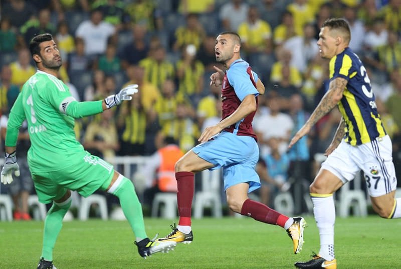 Rıdvan Dilmen: Onu kulübeye al hocam!