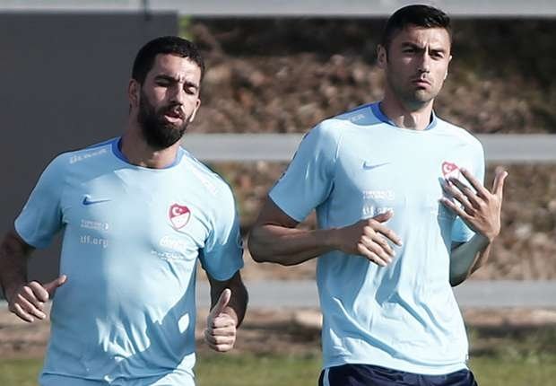 Arda Turan’ın ardından Burak Yılmaz’dan flaş karar