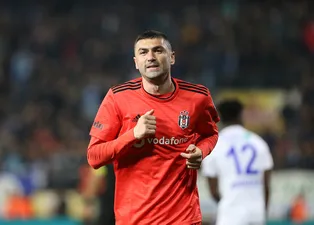 Beşiktaş'ta Burak Yılmaz depremi!