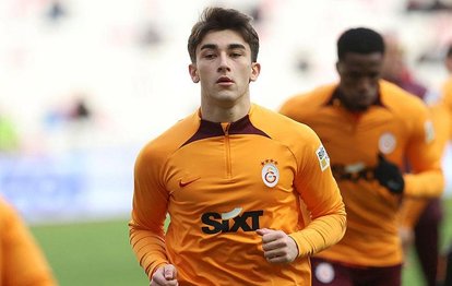 Galatasaray Ali Turap Bülbül’le profesyonel sözleşme imzaladı!