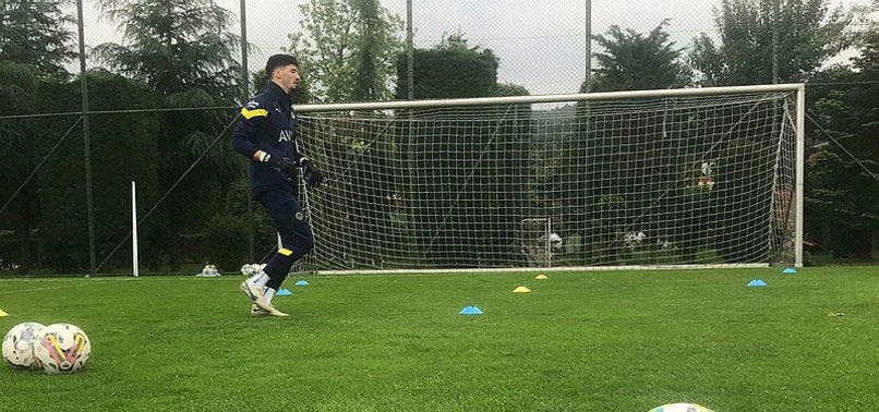 Fenerbahçe'ye Altay Bayındır müjdesi!