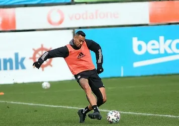 Josef de Souza takımla çalıştı