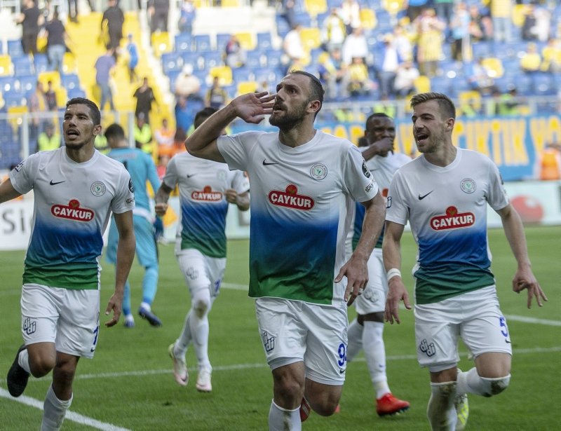 İşte Fenerbahçe’nin ilk transferi!