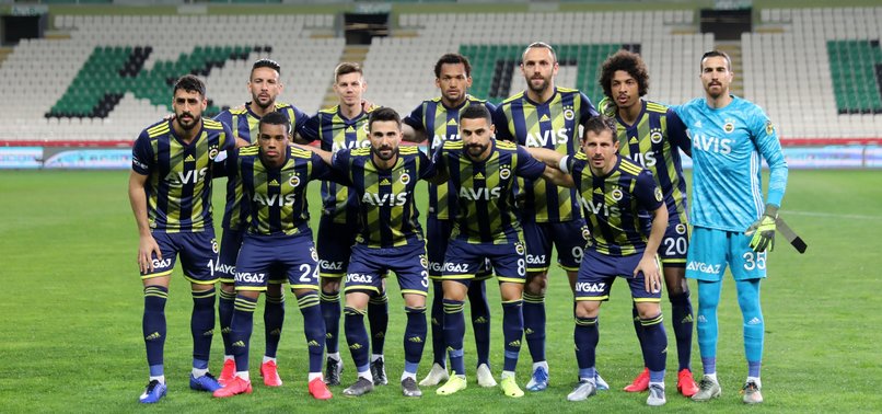 Mauricio Isla Fenerbahçe'den ayrılacağını resmen açıkladı!