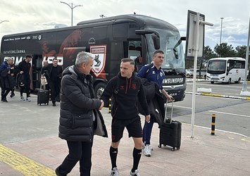 Samsunspor'u Üsküp'te taraftarlar karşıladı