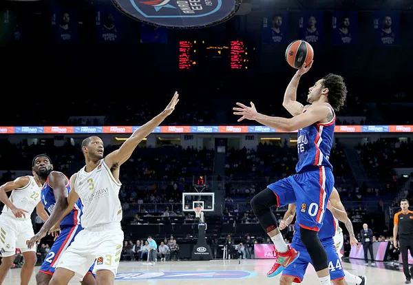 Turkish Airlines Euroleague: Anadolu Efes 76-60 Real Madrid - 2