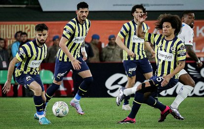 Fenerbahçe’de Joshua King sakatlığı sebebiyle oyundan çıktı!