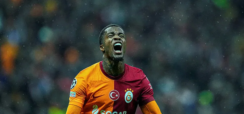 Wilfried Zaha ve Eric Bailly'e büyük şok!