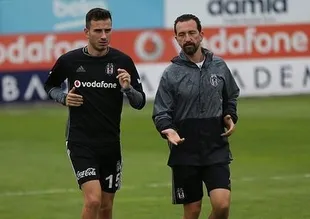Oğuzhan takımdan ayrı çalıştı
