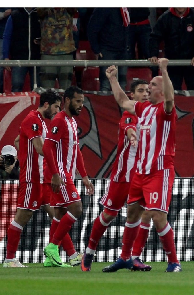 Olympiakos - Beşiktaş maçından kareler