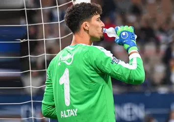 F.Bahçe'ye Altay'dan kötü haber!