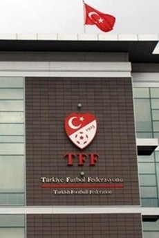 Futbolda 7 kulüp PFDK'ya sevk edildi