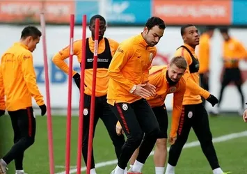 Galatasaray'da 3 isim dönüyor