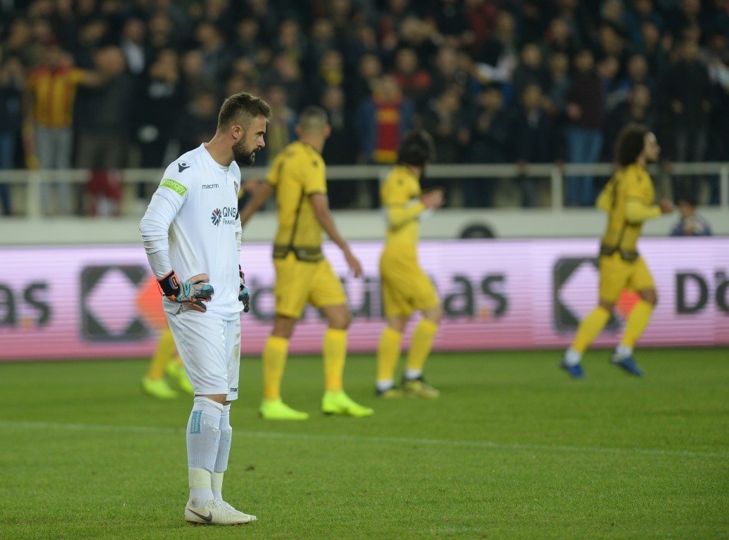 5-0’lık yenilgi hüngür hüngür ağlattı