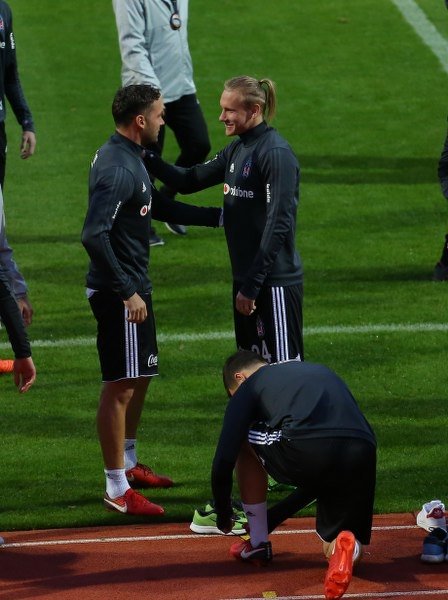 Beşiktaş Antalya’da tam kadro çalıştı
