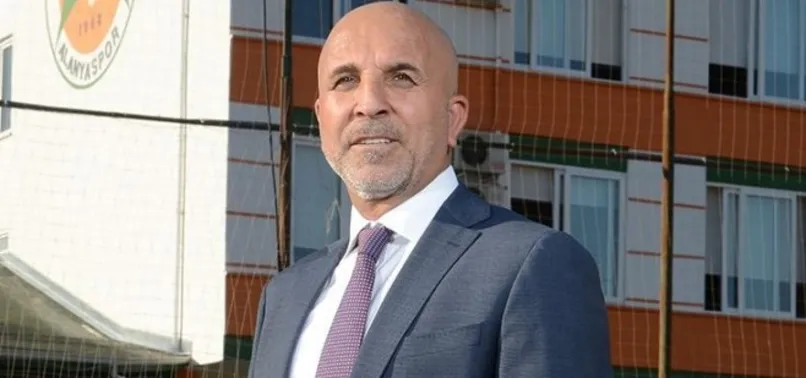 Hasan Çavuşoğlu'ndan Aykut Kocaman'a sert sözler