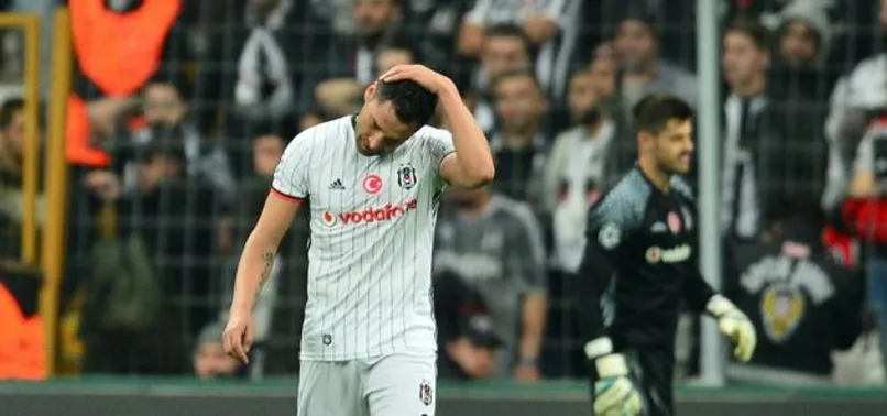 Beşiktaş'ta Tosic Fenerbahçe derbisinde yok