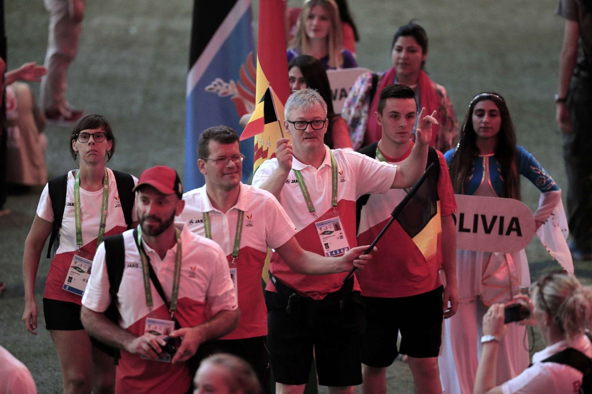 Yok böyle açılış!