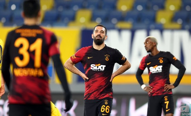 Son dakika spor haberleri: Galatasaray’dan dev transfer! Fatih Terim gözdesine kavuşuyor
