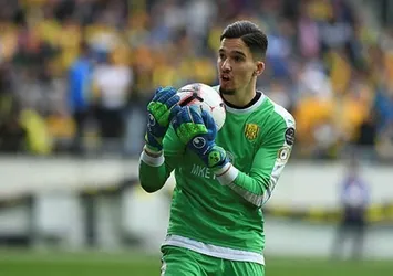 Altay eldiveni giydi