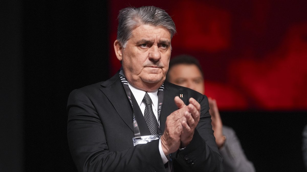 Serdal Adalı'dan flaş hakem açıklaması! İlk haftadan hakem... Serdal Adalı'dan flaş hakem açıklaması! İlk haftadan hakem...