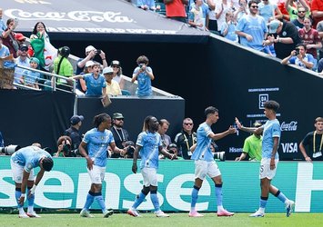 Manchester City hatasız başladı!