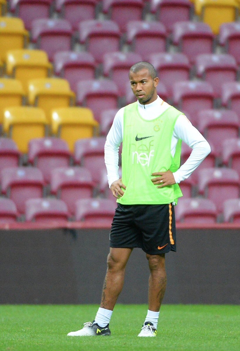 Galatasaray’a Belhanda’dan müjdeli haber!