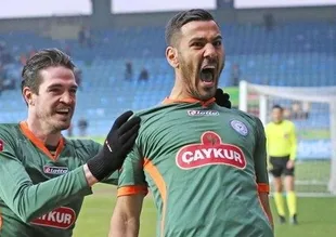 Deniz Kadah Antalyaspor'da