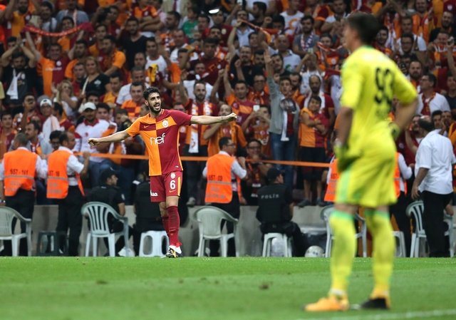 Tolga Ciğerci dünya gündemine oturdu!