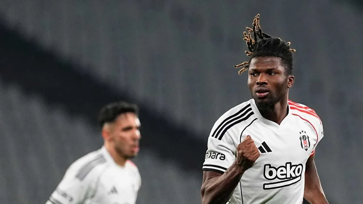Beşiktaş'ta El Bilal Toure gelişmesi!