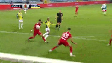 Talisca 2. kez direğe takıldı