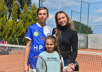 Ukraynalı genç tenisçi Adana'da spora devam edecek