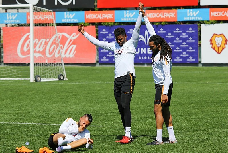 Galatasaray Denayer’in tapusunu alıyor