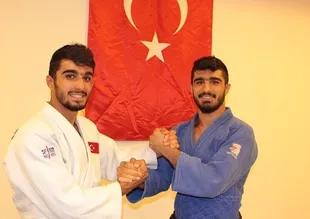 Birbirlerine özenip şampiyon oldular